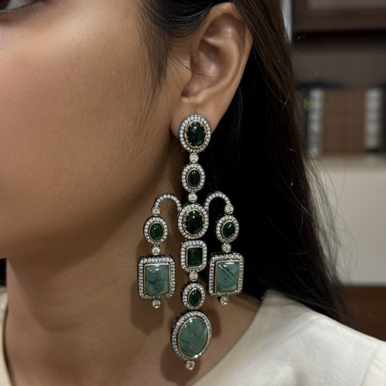 EMERALD STATEMENT DANGLERS