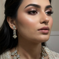 DIAMONTE STAR NECKLACE