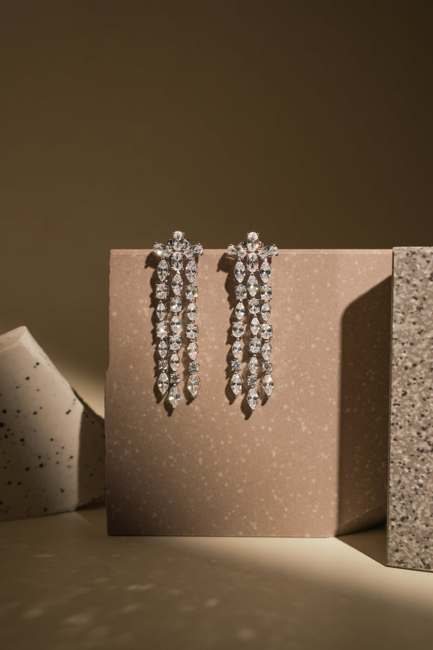 TRIPLE STRAND DIAMOND DROP