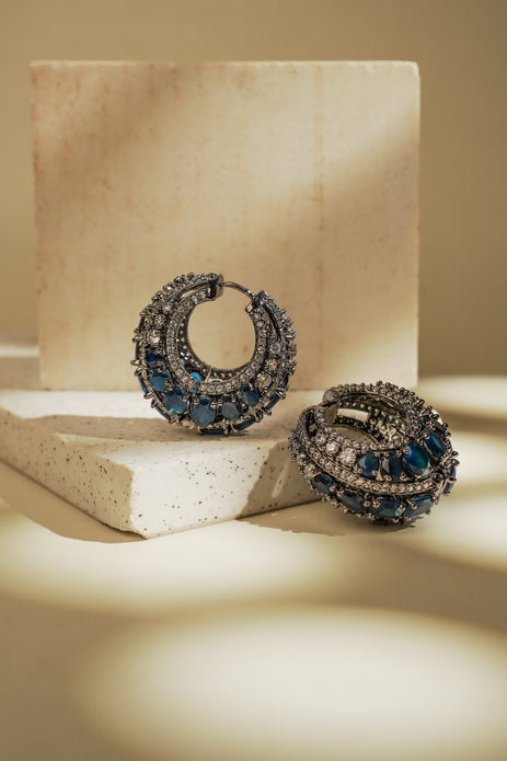 BLUE VINTAGE HOOPS