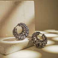 WHITE VINTAGE HOOPS