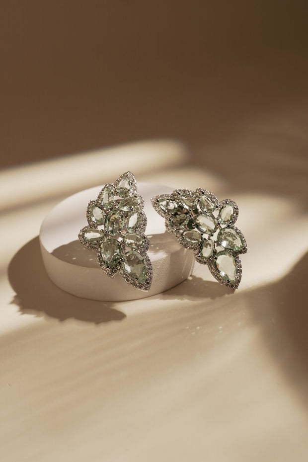 NATURAL GREEN PETAL EARRINGS