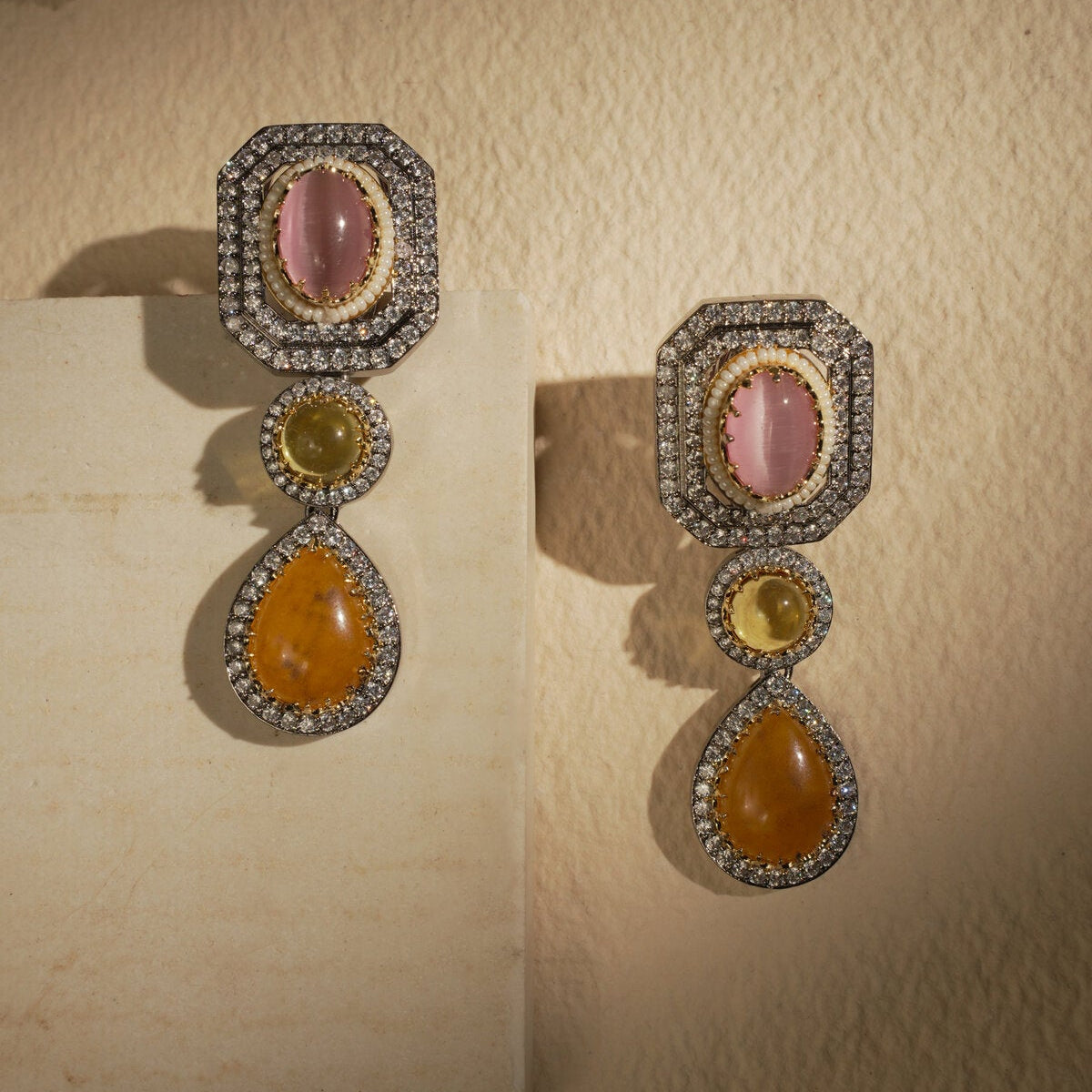 NIRA EARRINGS