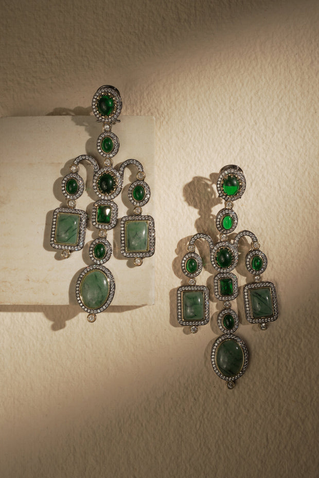 EMERALD STATEMENT DANGLERS
