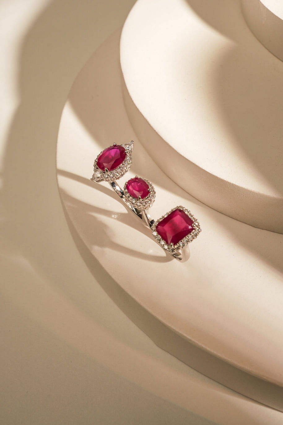 TRINITY BLAZE RING