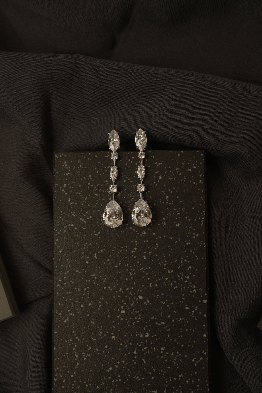 DIAMOND STRING