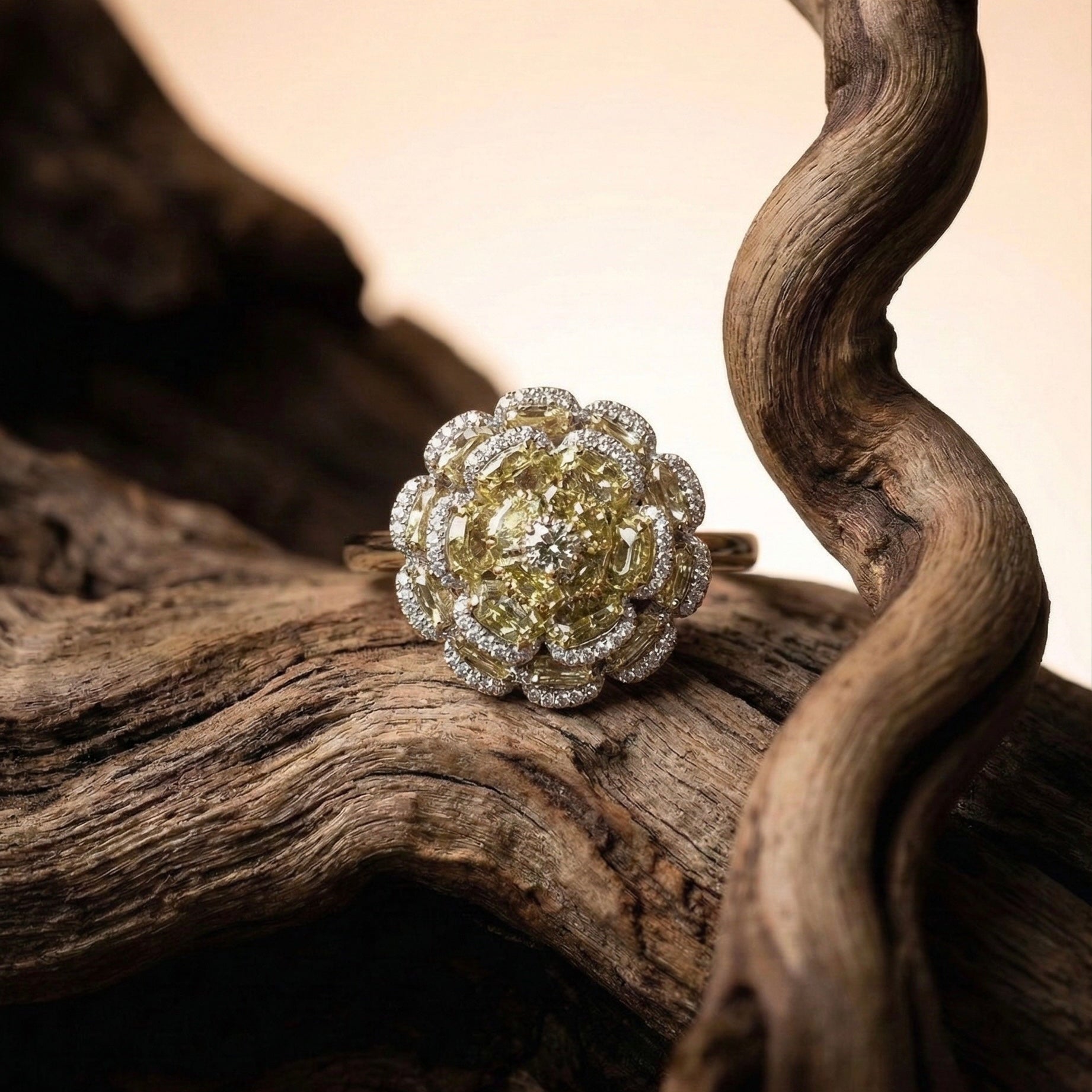 STARLIGHT FLOWER RING