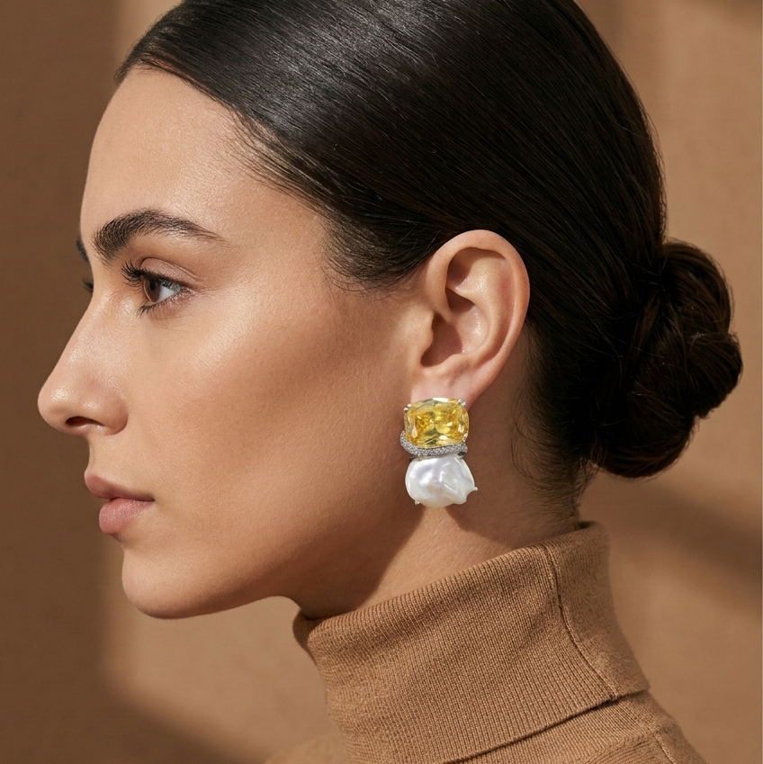 PEARL BAROQUE EARRING
