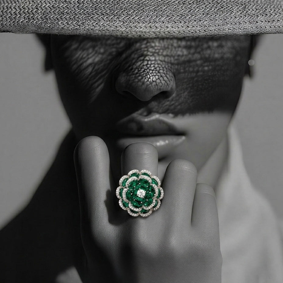 STARLIGHT FLOWER RING