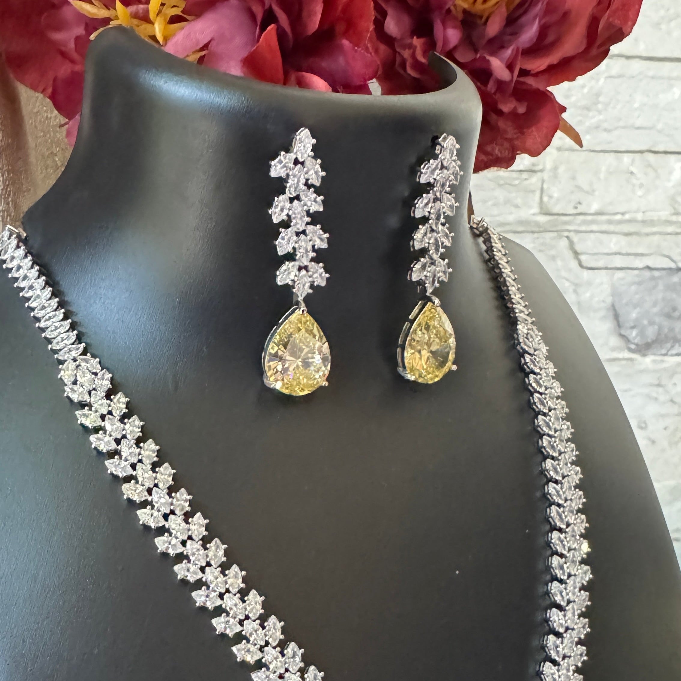 CITRINE DROP DIAMOND NECKLACE SET