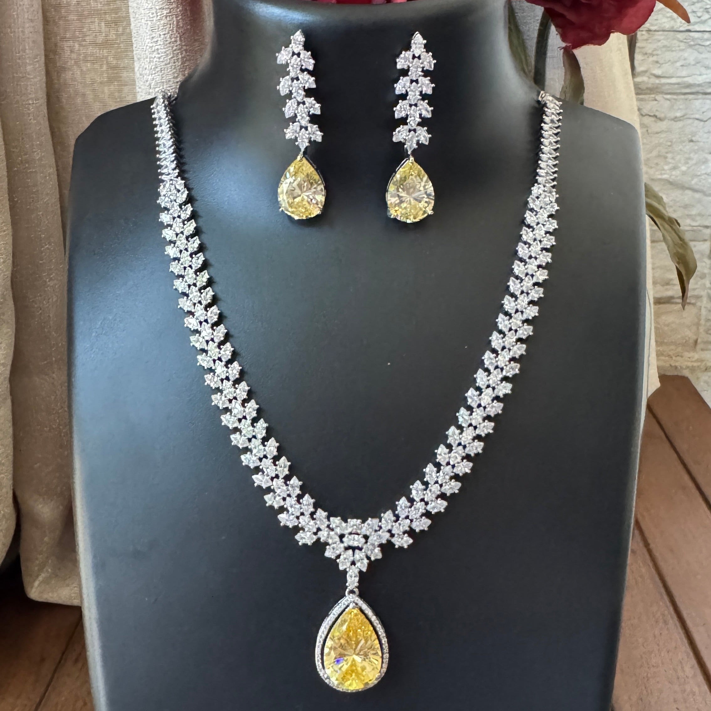 CITRINE DROP DIAMOND NECKLACE SET