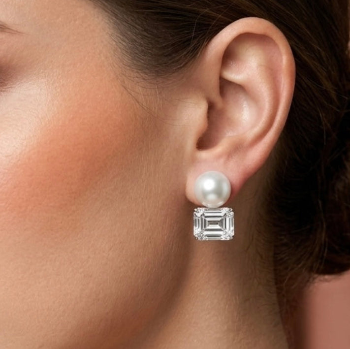 PEARL EMERALD DROP EARRING