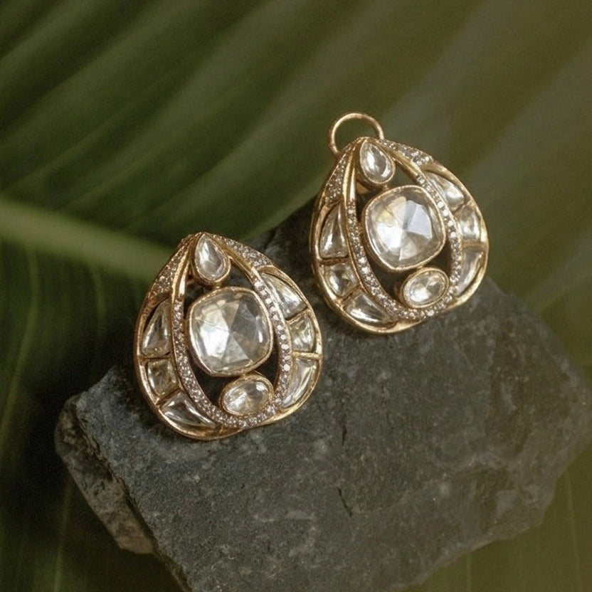 ROYAL PAAN STUD EARRING
