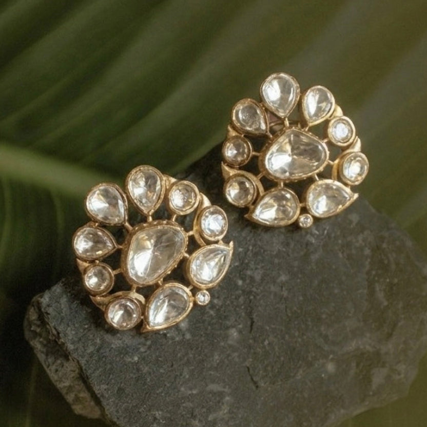 NAQSH STUD EARRING
