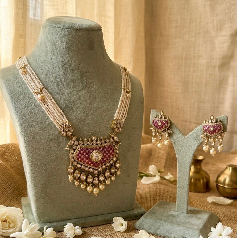 GULBAHAAR PEARL NECKLACE SET