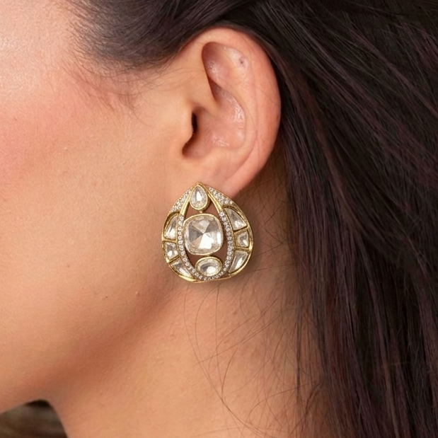 ROYAL PAAN STUD EARRING