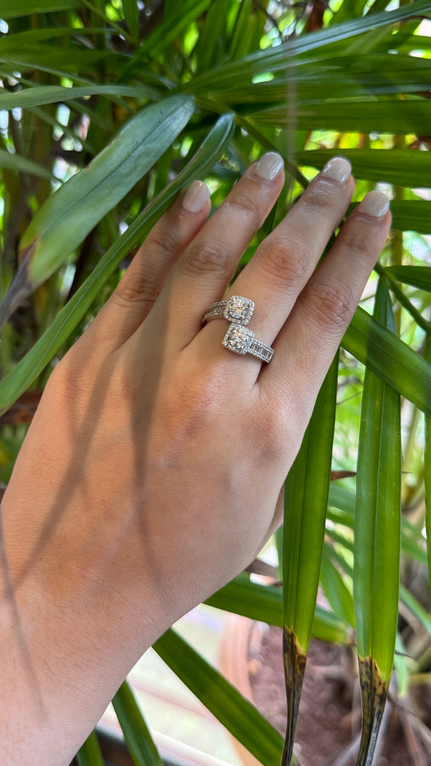SWIRL RING