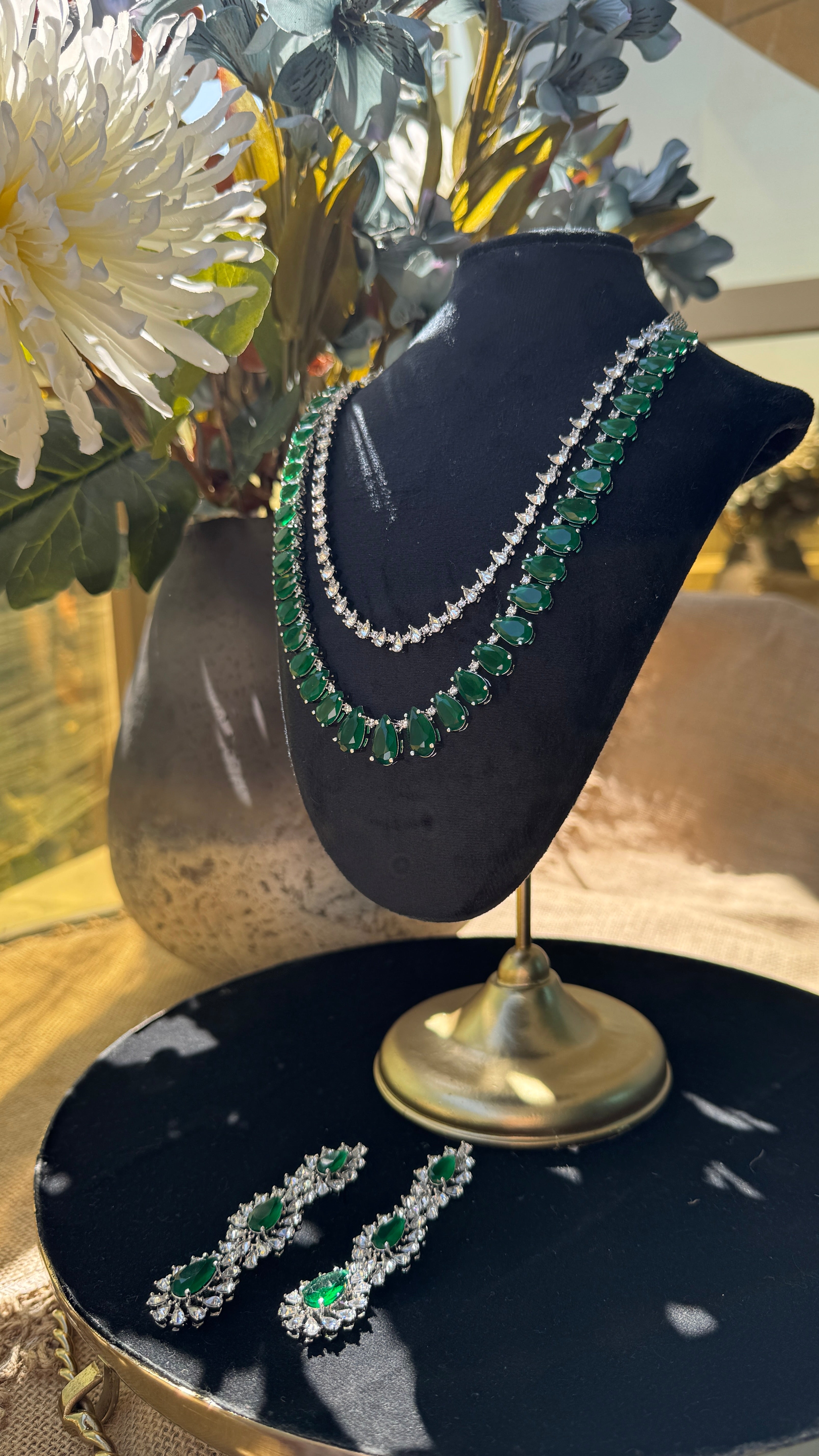 Anaisha Set with earrings