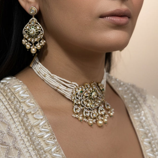 EMERALD MINI MOTI CHOKER