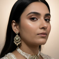 EMERALD MINI MOTI CHOKER