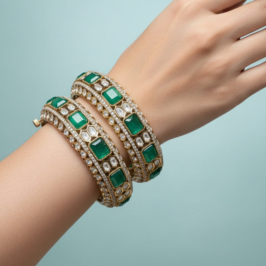 ADIRA EMERALD GREEN KUNDAN BANGLES
