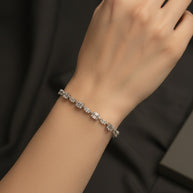 EMERALD SETTING TENNIS BRACELET