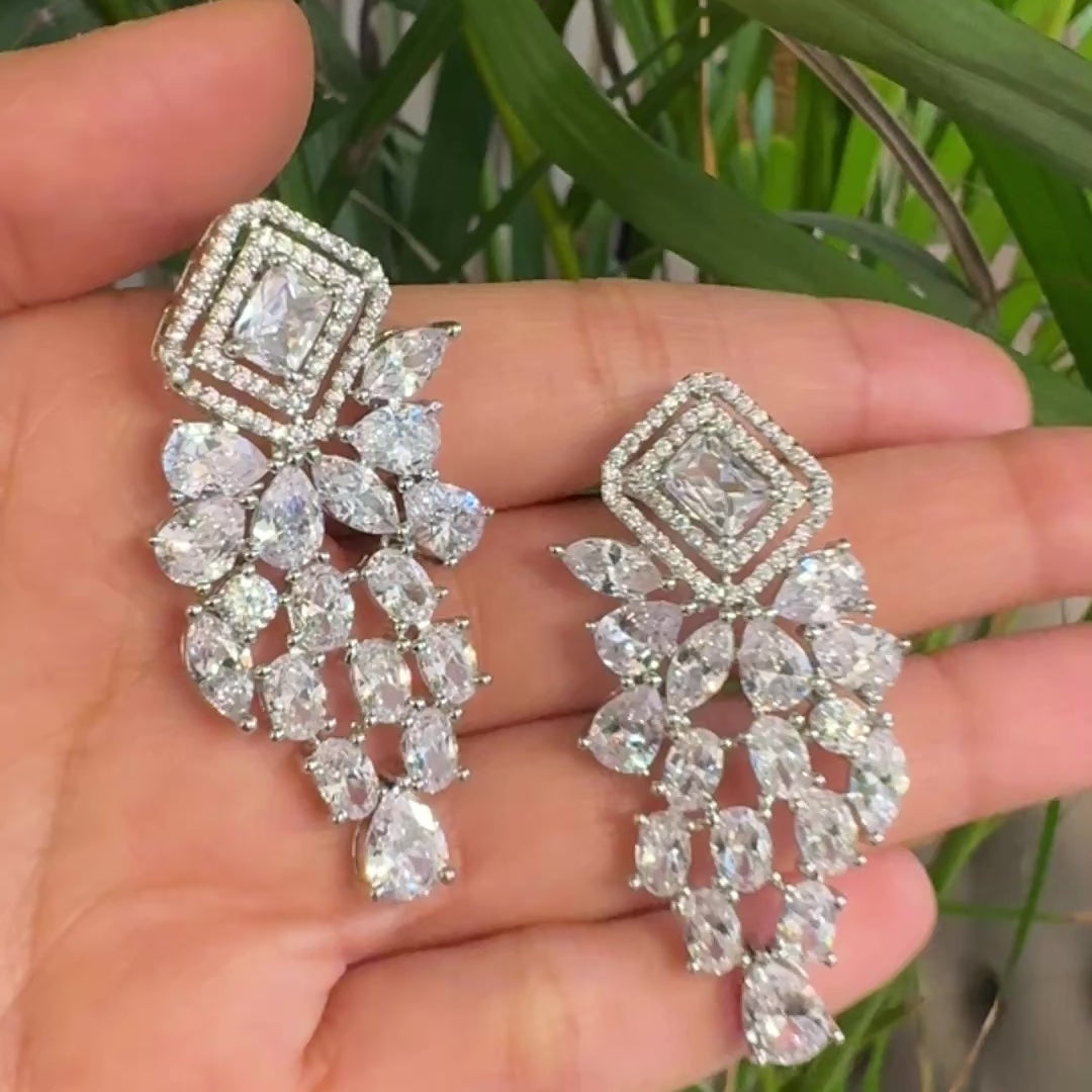 HALO PETAL DROP EARRING